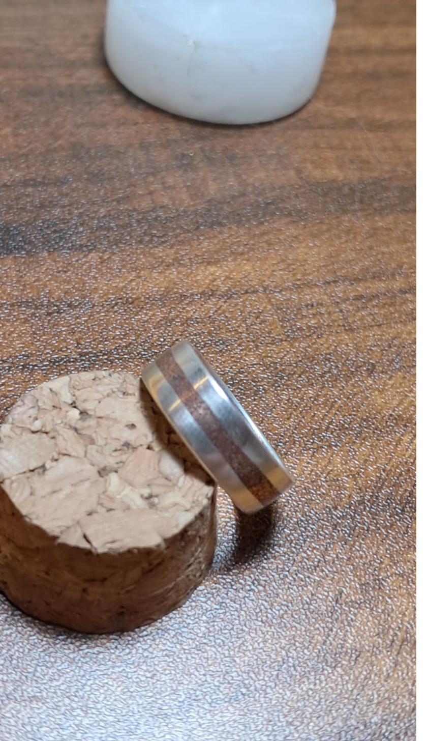 Colgante de plata con piedra negra